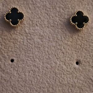 Elegant Gold and Black Clover Earrings